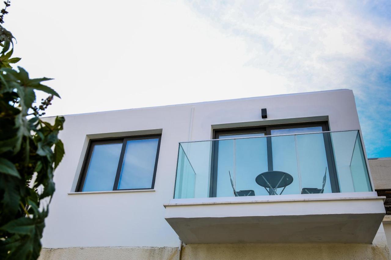 Sea Side Appartment In Kato Paphos Exterior foto