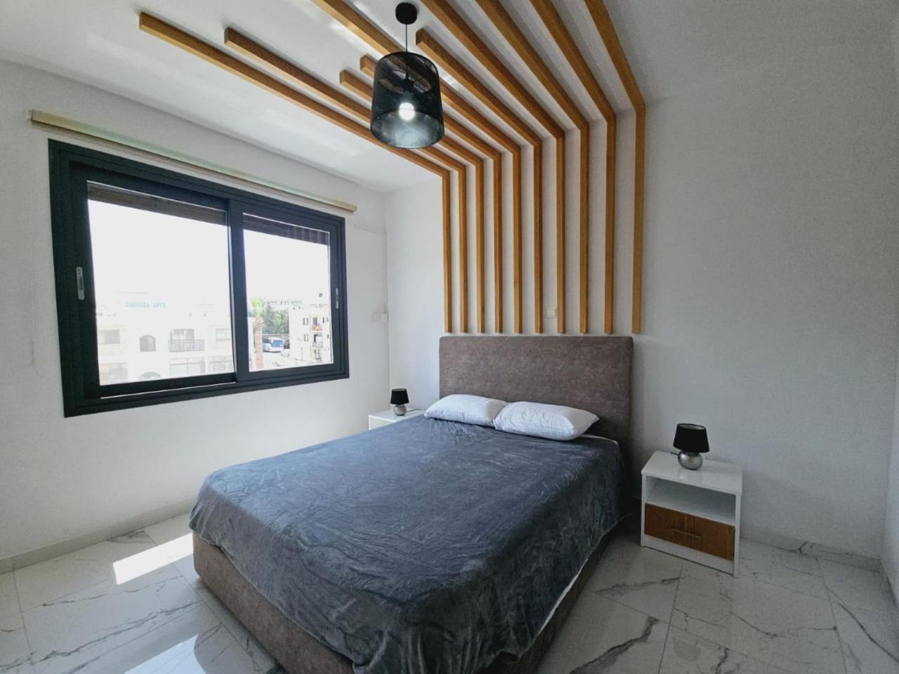 Sea Side Appartment In Kato Paphos Exterior foto